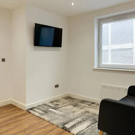 Charles Hope Swindon Apartment Exterior photo